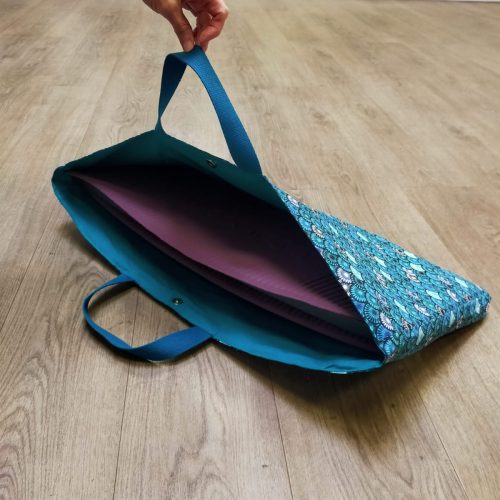 Sac tapis de gym possibilité de faire sur mesure le prix varie en fonction des dimensions . 20€